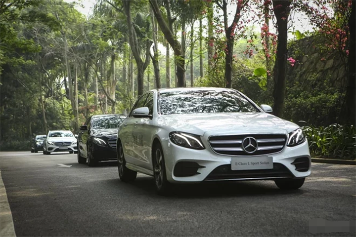 2018梅赛德斯-奔驰E级车南区智享荟深圳站