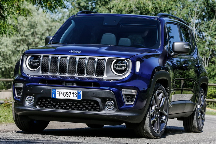 新款Jeep自由侠官图发布 外观微调更MAN更帅