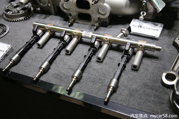 Jeep大指挥官发动机拆解浅析:除了双吹涡轮,还有什么?