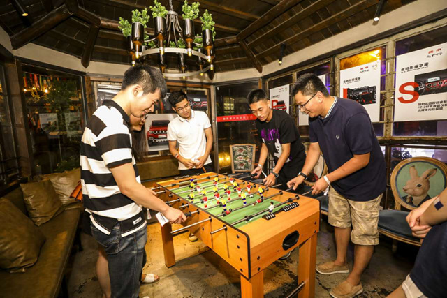 北京汽车携球迷主场终极探享，观世界杯绿茵场巅峰对决