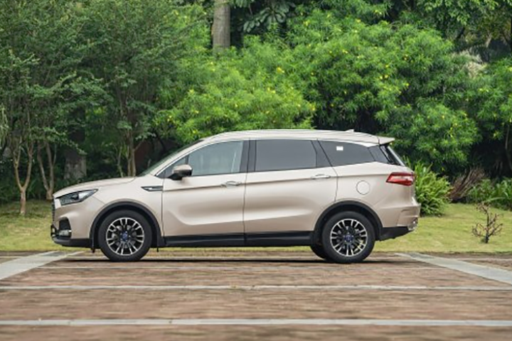 君马汽车第三款SUV SEEK5 7月底上市