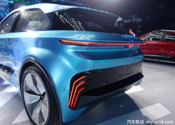 不仅是新能源还是无人驾驶的,哪吒Eureka 01概念车亮相