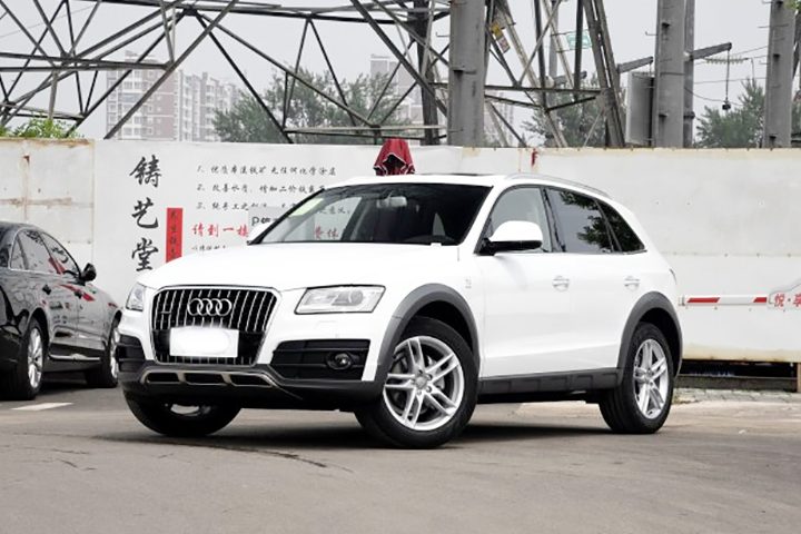 奥迪Q5欢迎到店品鉴 售价31.71万元起
