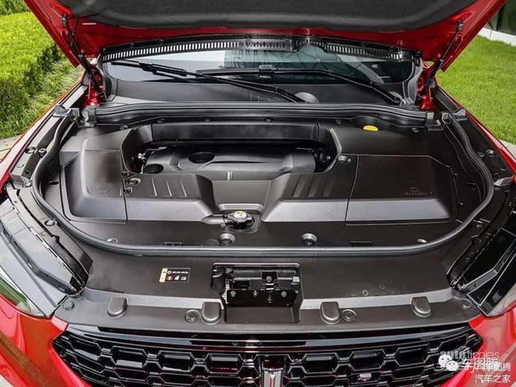 主打家庭化的WEY VV6，也有威武雄壮的一面