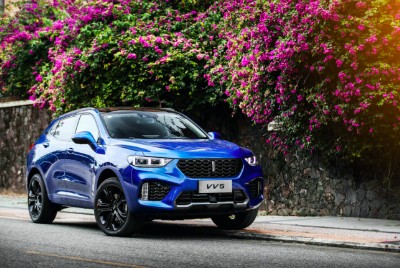 年轻人到底需要什么样车的？VV5来告诉你