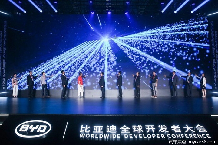 比亚迪销量大增 宋MAX连续10个月销量过万！