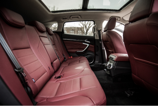 /upload/image/201809/20180911102743_338835.png 9月11日P8通发稿一:试驾WEY P8 如期待般美好1297.png