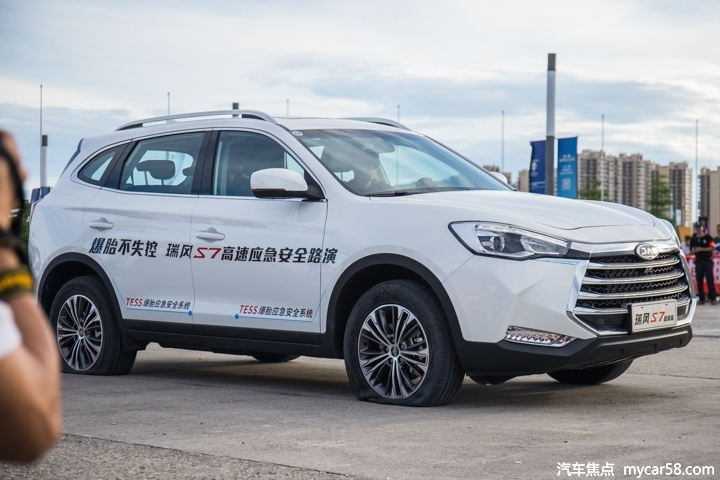 江淮汽车8月销量全面攀升，安全路演成效初现