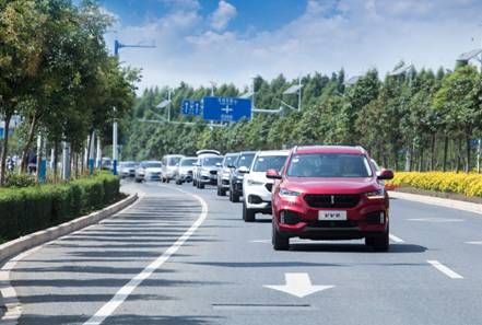 滇池畔驭鉴智能豪华 VV6区域智驾汇燃爆春城