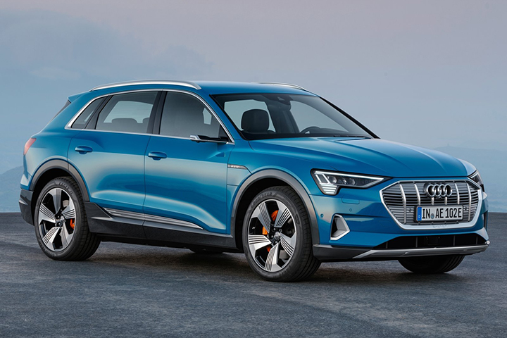 “灯厂”也来电？ 首款纯电SUV 奥迪e-tron正式发布