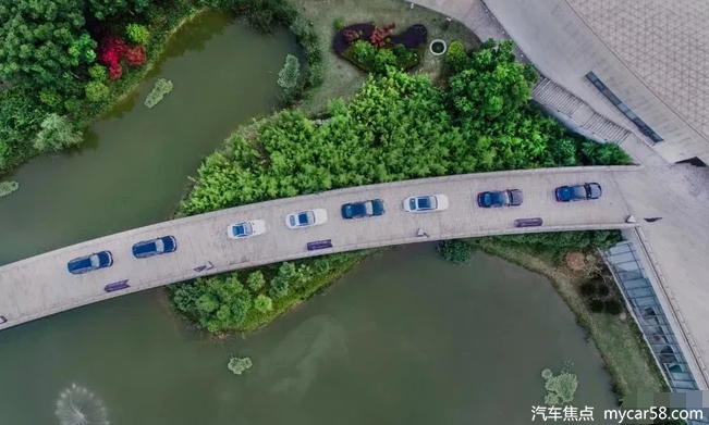 梅赛德斯-奔驰S级家族试驾会无锡站落幕