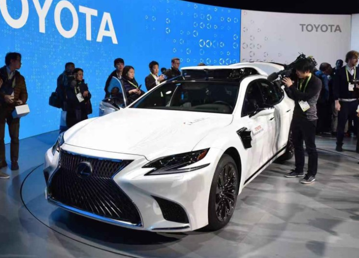 2019 CES：丰田新自动驾驶原型车TRI-P4