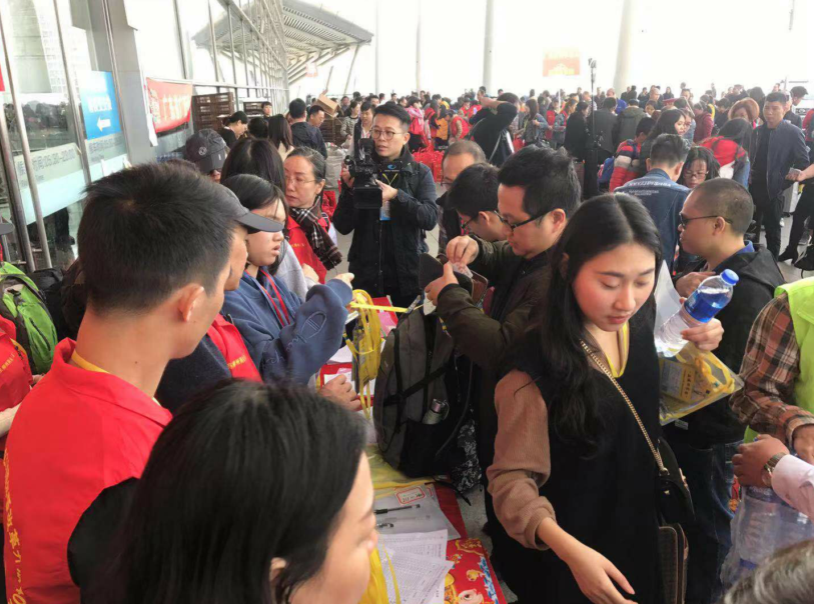 回家过年！广东务工的柳籍农民工“温暖回家”