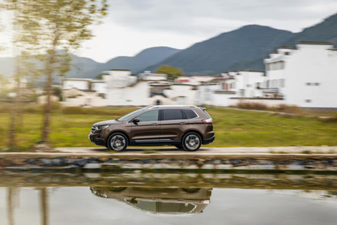 春光正明媚,阖家出游时