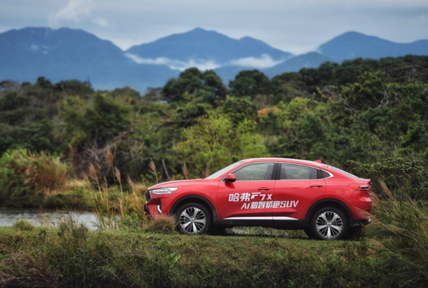 自带潮流气场，哈弗F7x定义轿跑SUV美学新标准