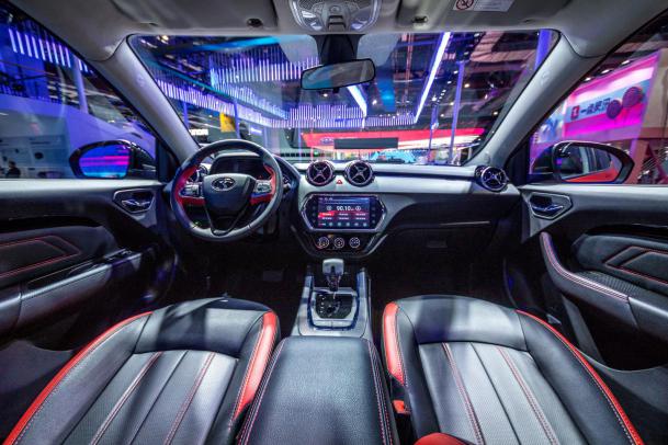 颜实力专业SUV——2019款东南DX3上海车展上市