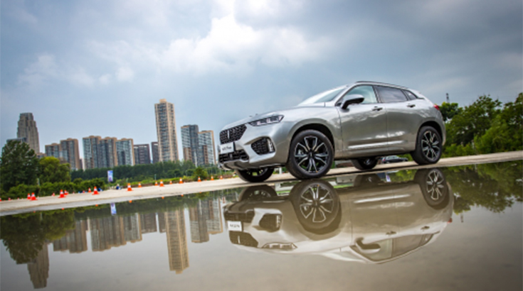 打响“向上”品牌越级战,WEY品牌剑指百年汽车豪门