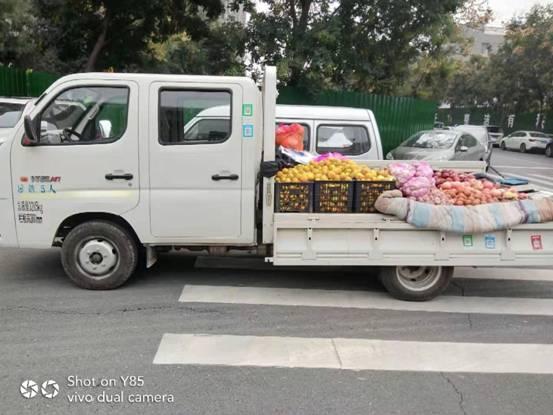 郭坡涛卖水果的日子里 祥菱微卡是见证人
