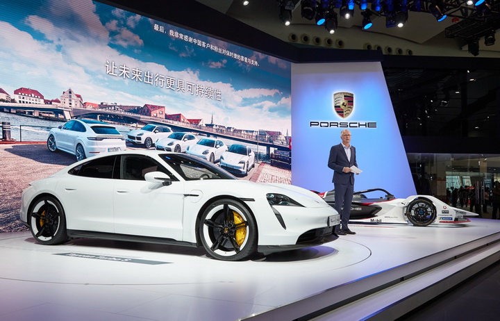 保时捷于广州车展掀起纯电风暴，Porsche Impact让未来出行更可持续