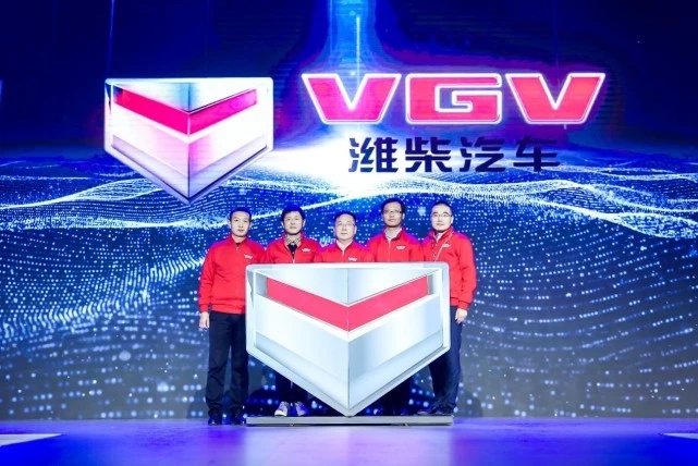 自主七座中型SUV新秀 潍柴U70正式上市 6.99万起售！