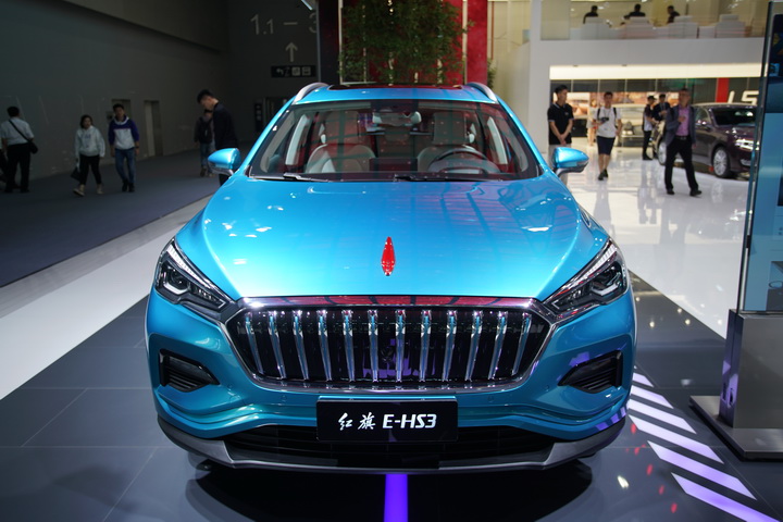 红旗首款纯电SUV，走年轻化路线的E-HS3有何亮点？