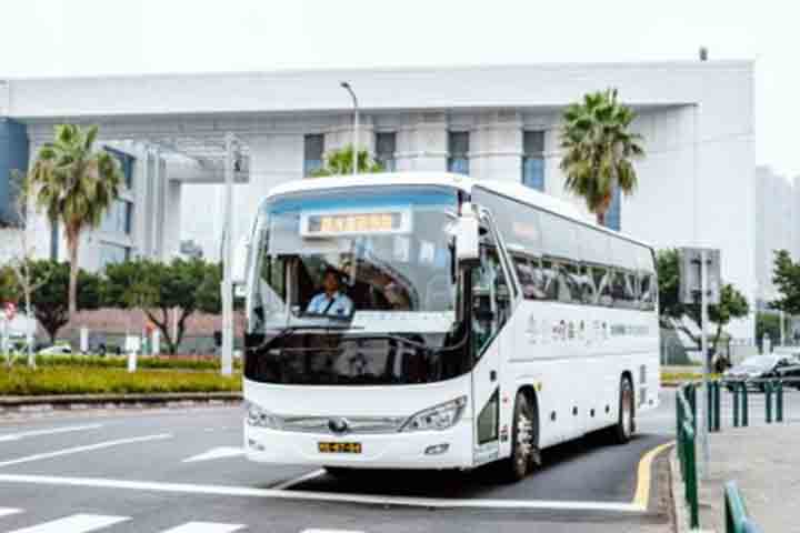 宇通护航澳门回归20周年庆典，为祖国献礼