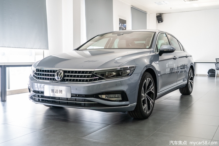 人送外号“小辉腾”，2.0T+7AT，这台带字母的大众怎么样？