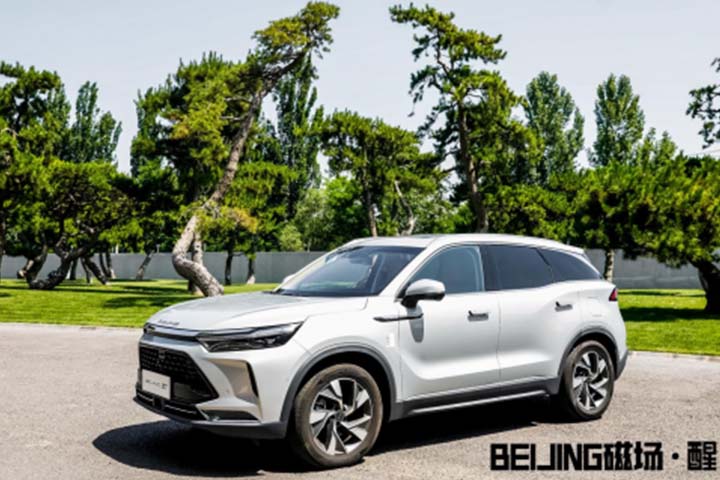 BEIJING-X7：汽车界新生代C位出道