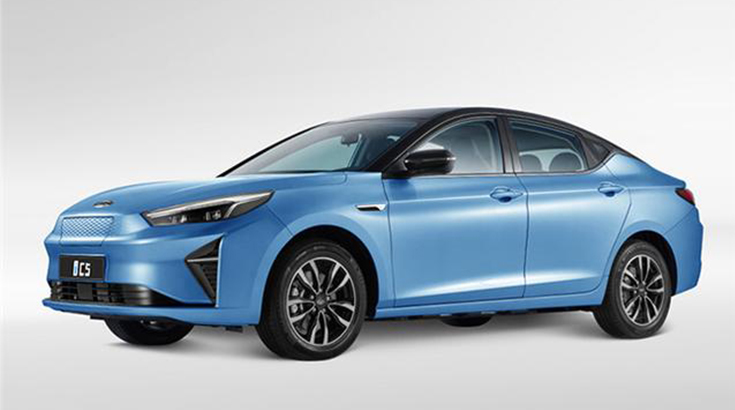 细节出众适合家用，到店实拍江淮iC5