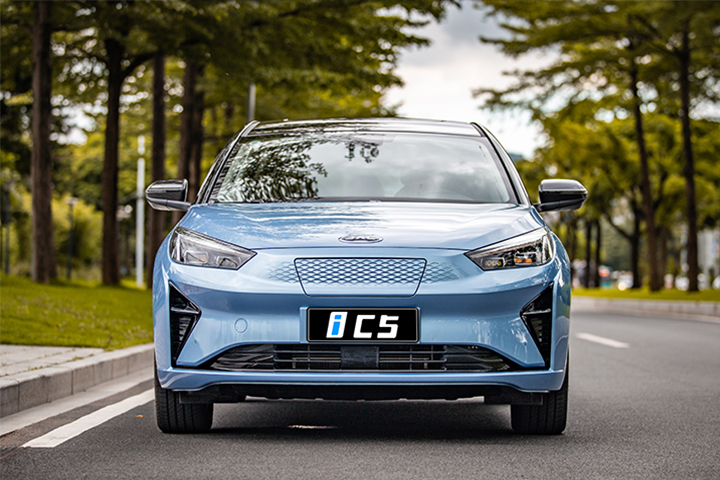 起售价不到15万，实力不输Model 3！江淮iC5凭借的是什么？