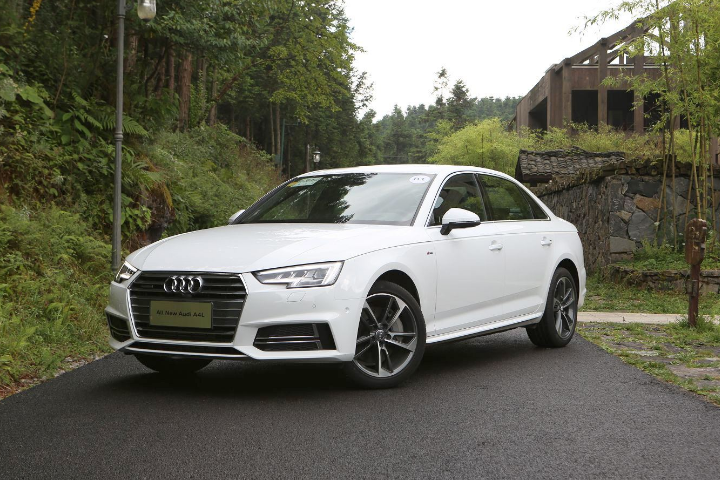 奥迪A4L现直降6.88万 欢迎垂询