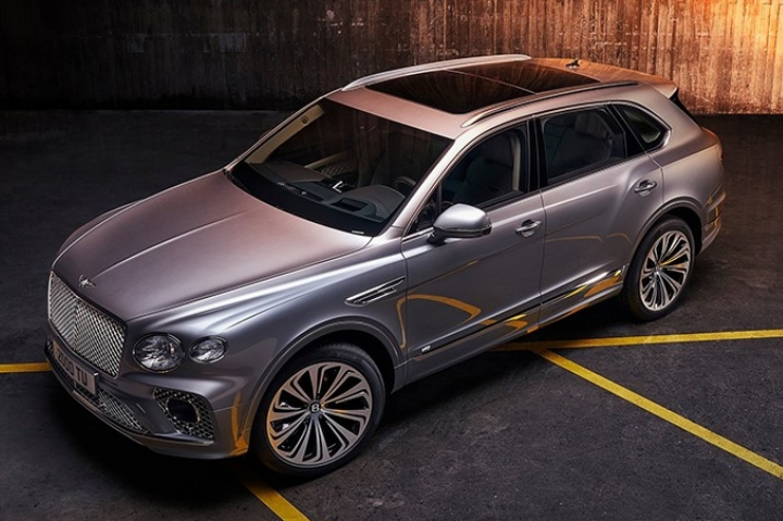 新款宾利添越正式下线，售价246.2万，预计9月抵港！