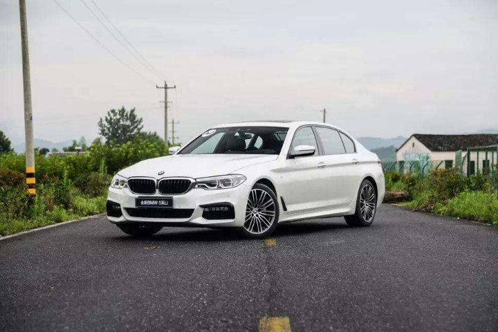 宝马5系限时优惠 目前优惠高达4.42万