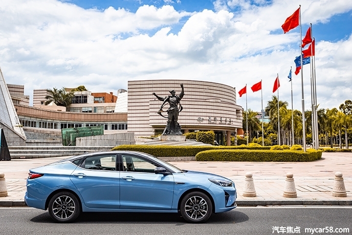 江淮iC5对比Aion S,谁才是你要首选的新能源家轿?
