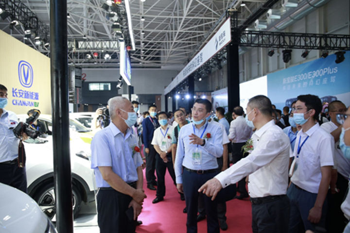 长安新能源携多车型亮相青岛，助力新能源汽车下乡！