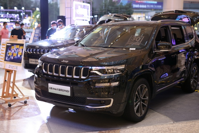 “指”此一家Jeep驿站 全新Jeep+大指挥官广州地区挥洒上市