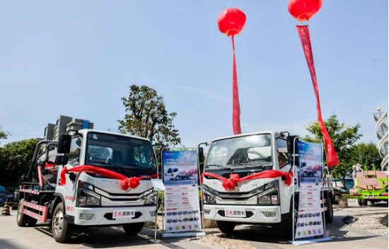 东风轻型车持续发力，发布国六全新一代专用底盘!