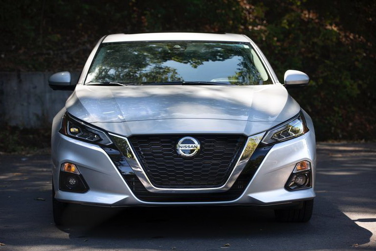 新款西玛海外售价曝光，造型神似天籁，搭2.5L/2.0T+CVT