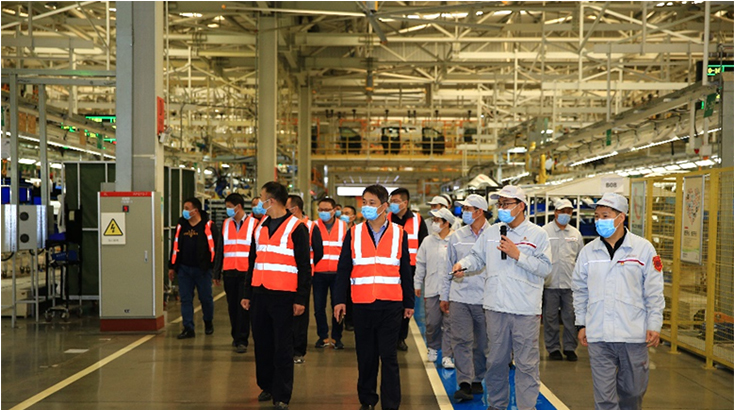 河南各地公安组团考察郑州日产