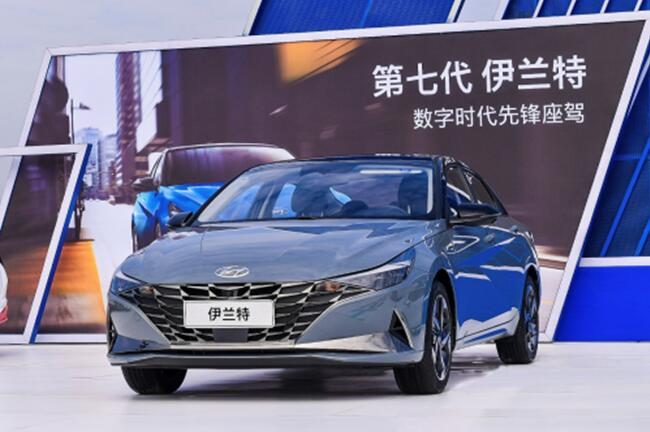 9.98-14.18万就能买到的明星车型，第七代伊兰特太秀了