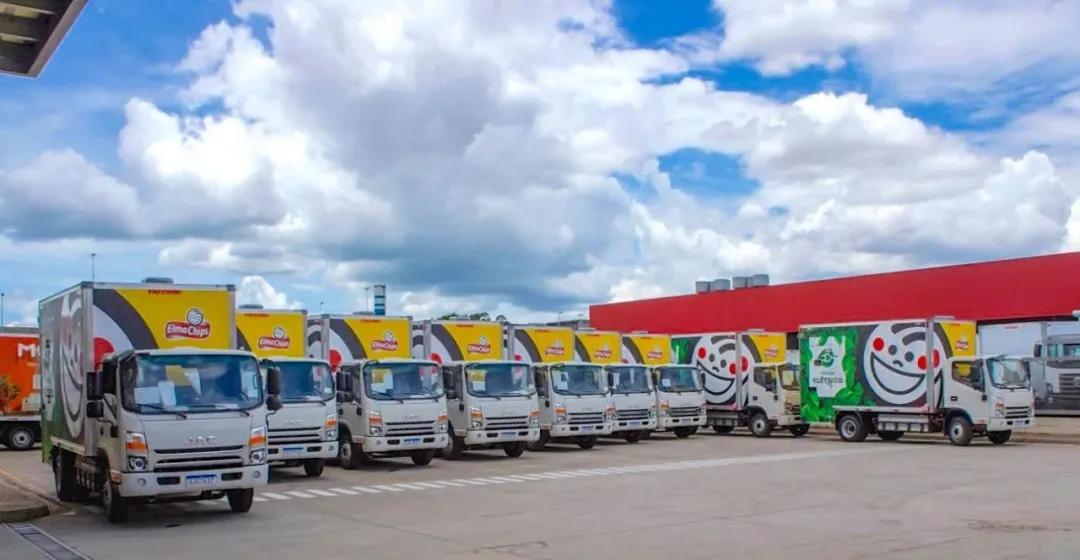 JAC电动轻卡海外“上岗”！批量交付巴西百事可乐