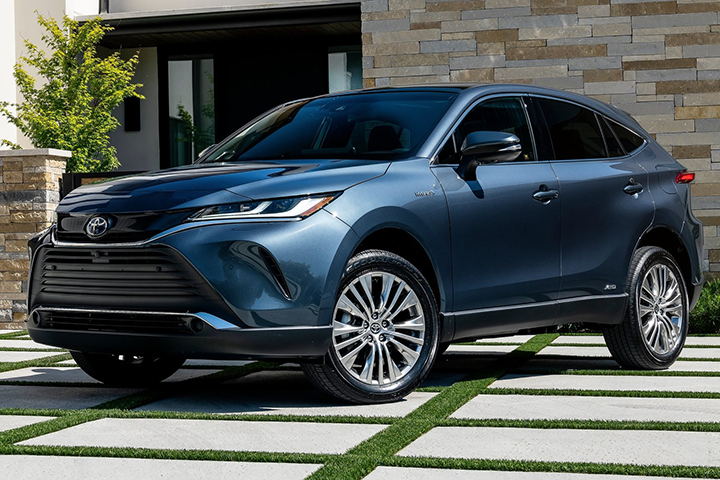 或4月首发，定位中型SUV，全新丰田Harrier你期待吗？