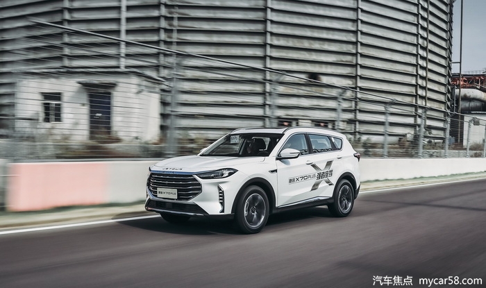 年终奖买车？捷途X70 PLUS绝对是白领们的最优选