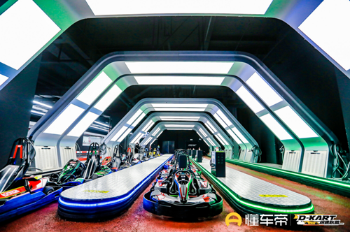 懂车帝「D-Kart极速联盟」落地上海，40位车友体验极致速度之旅