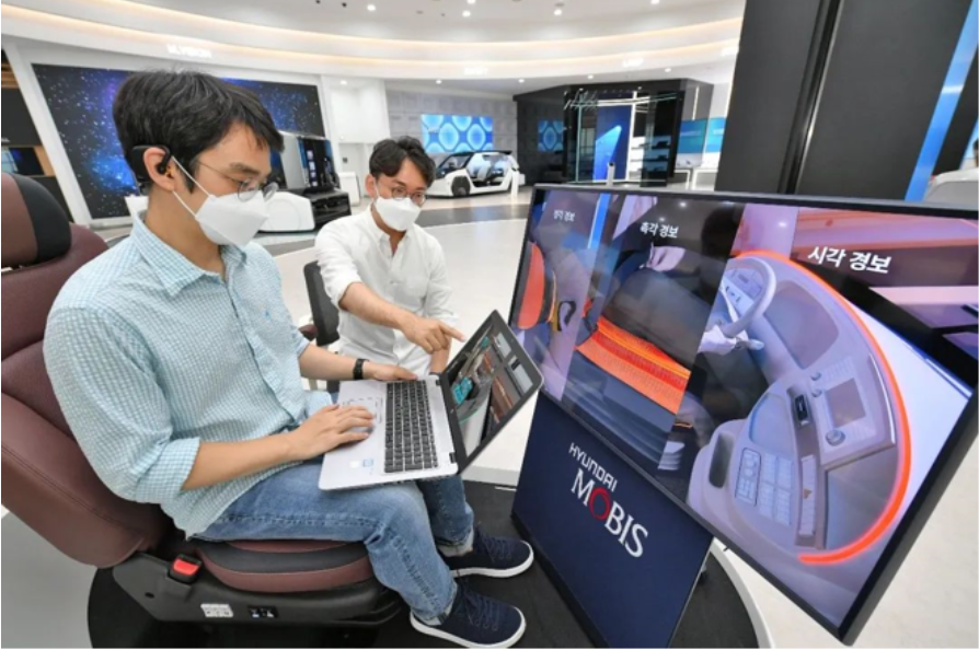 通过耳机传感器，Mobis实现检测驾驶员状态