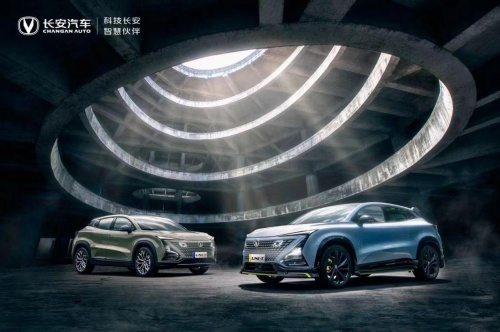 燃趣驾控，鲸力十足！ 2021UNI赛道体验日即将火爆开启