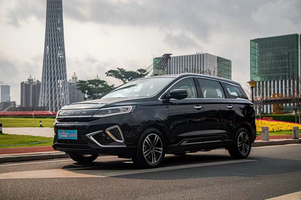 远志M1“虎”力全开，大运新能源发力2022