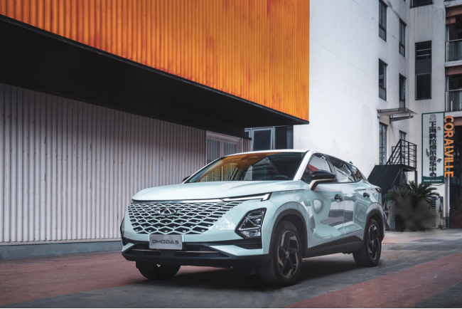 奇瑞OMODA 5对刚缤智、XR-V，谁才是年轻人的菜？