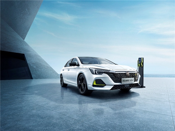 陆续到店中，荣威i6 MAX EV 605km用车成本低