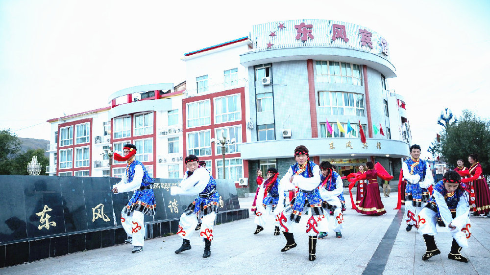 东风化雨 润美西藏